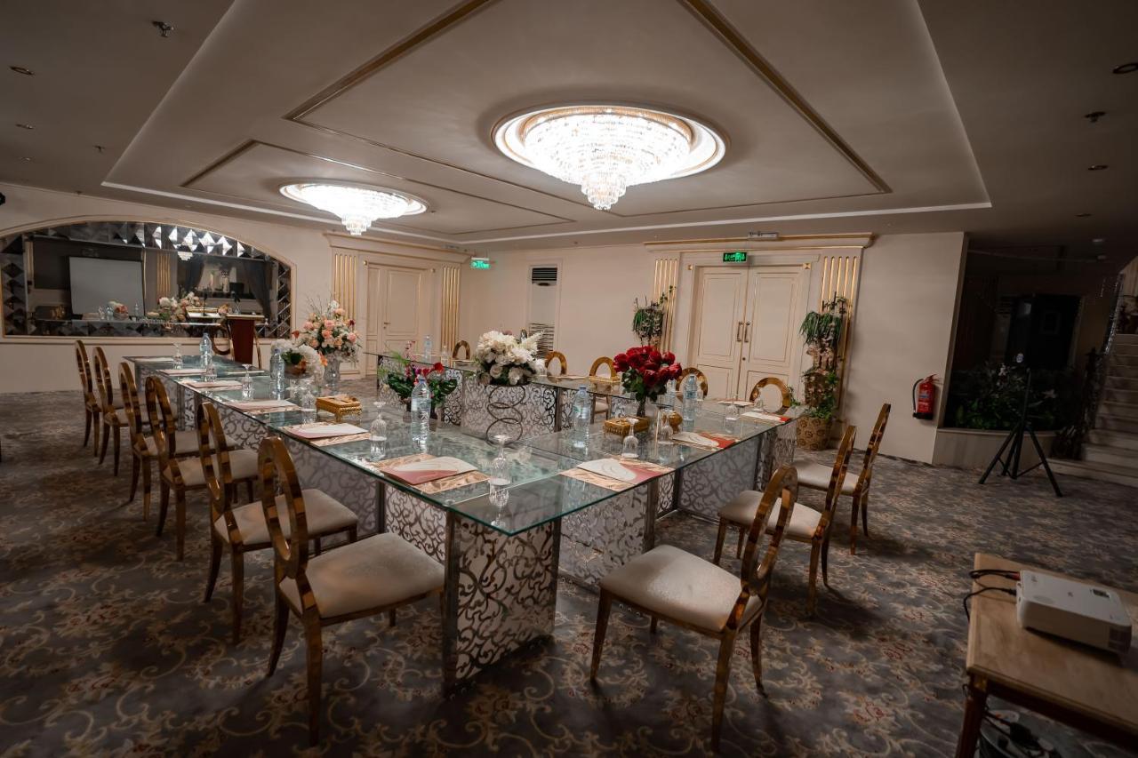 Royal Casablanca Hotel Jeddah Exterior foto